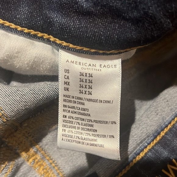 American Eagle Relaxed Straight Flex - Picture 6 of 6